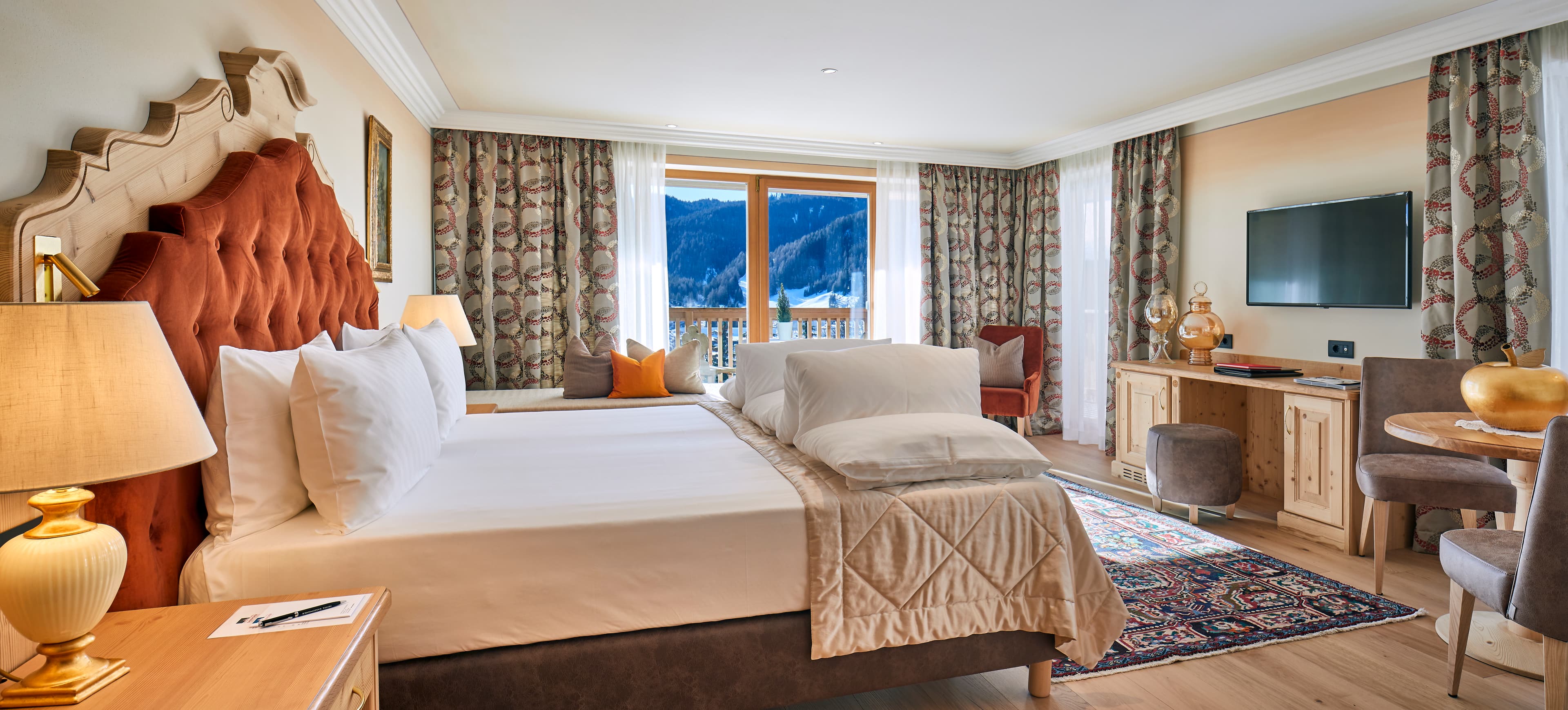 Hotel Sassongher / Corvara