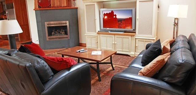 Ice House Lodge