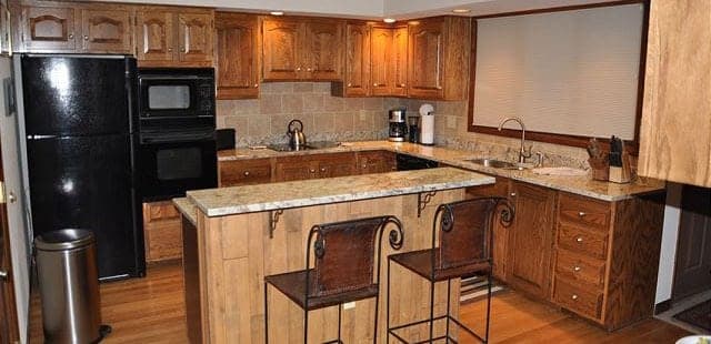 4484 Streamside
