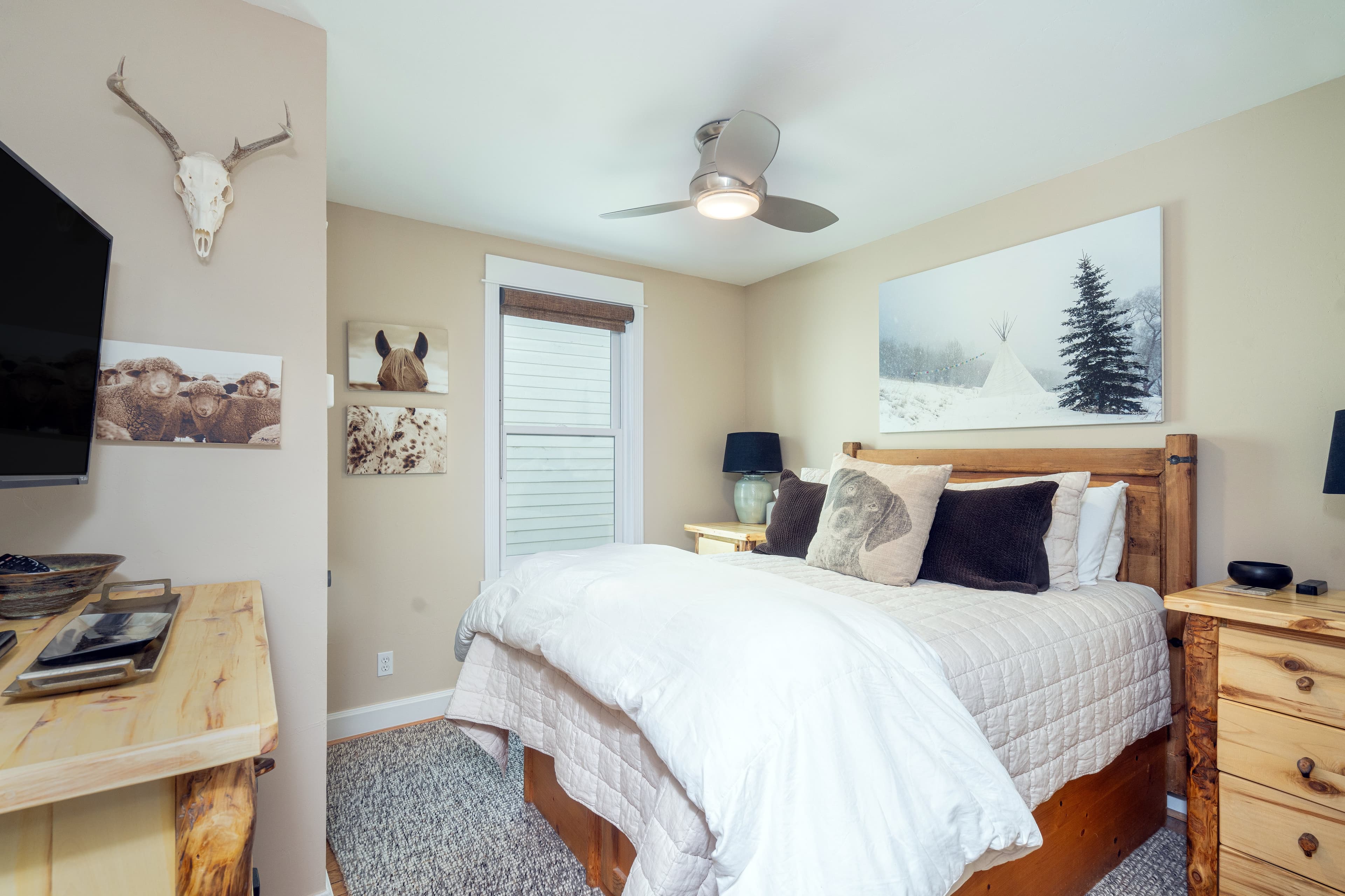 Queen guest bedroom.