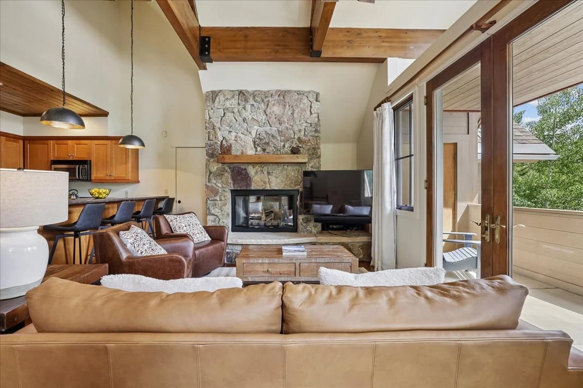 Living Area - Trail Nest - Breckenridge Vacation Rental