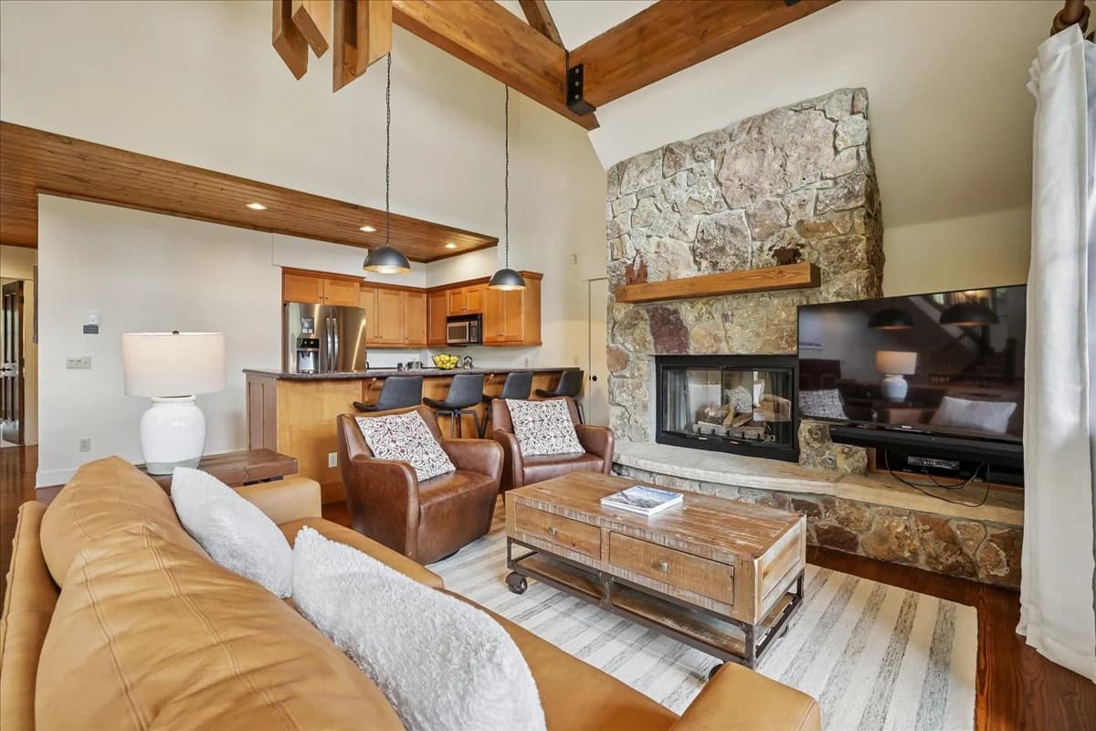 Living Area - Trail Nest - Breckenridge Vacation Rental