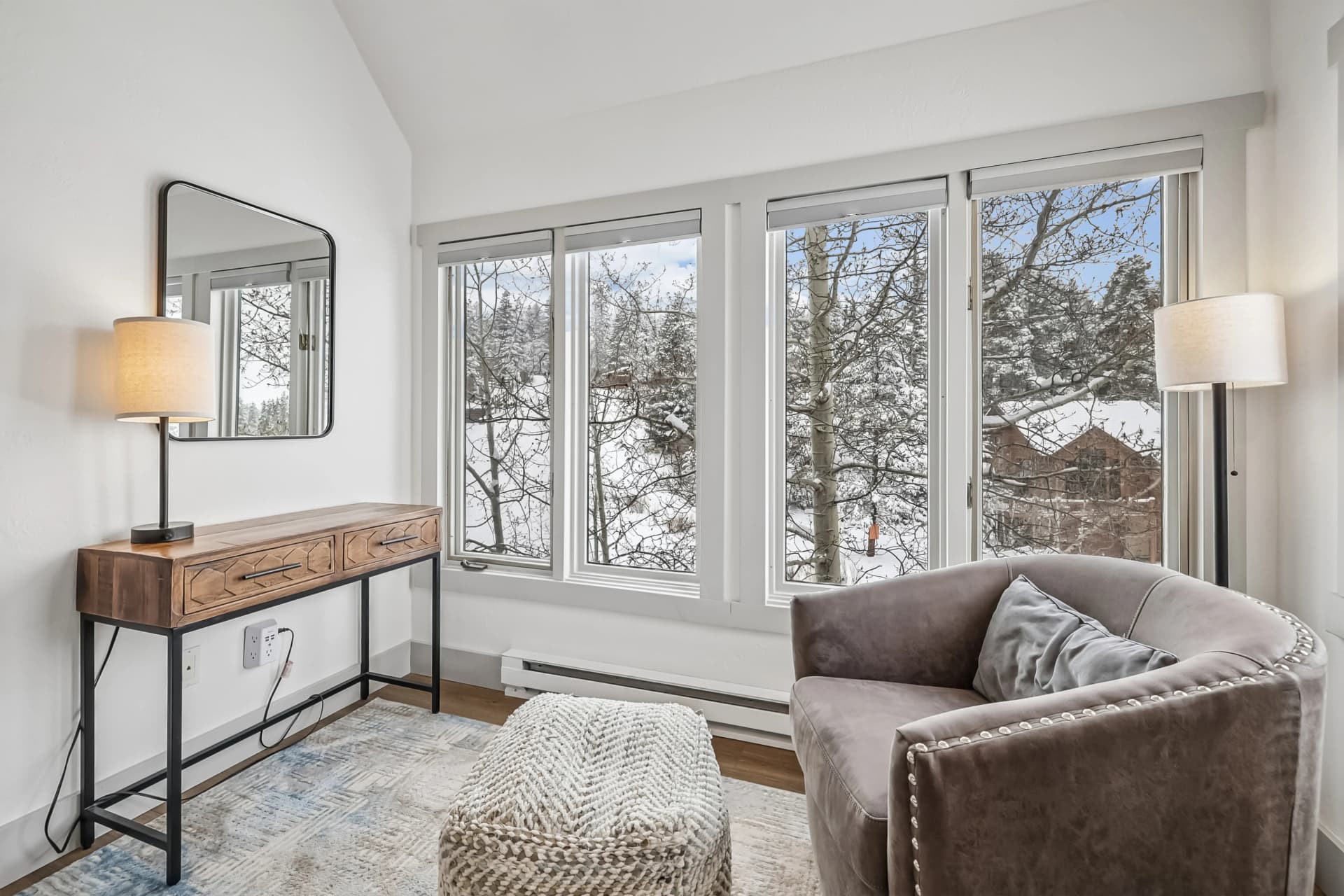 Bedroom - 4 O'Clock Lodge D27 - Breckenridge Vacation Rental