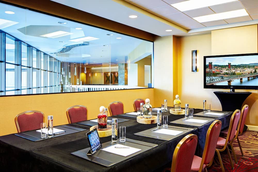 Meeting facility