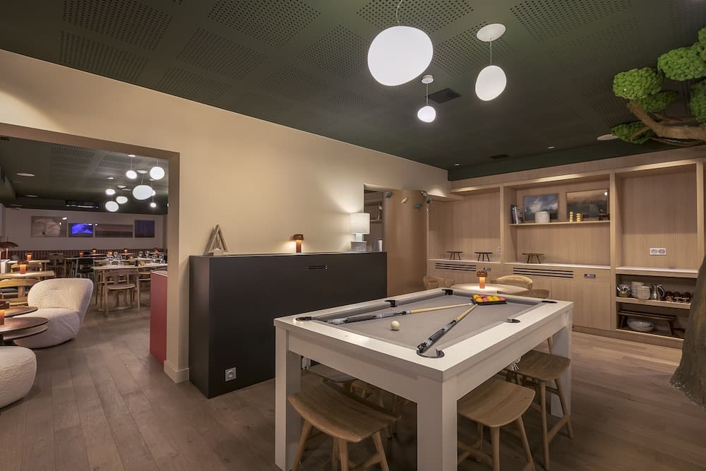 Game room