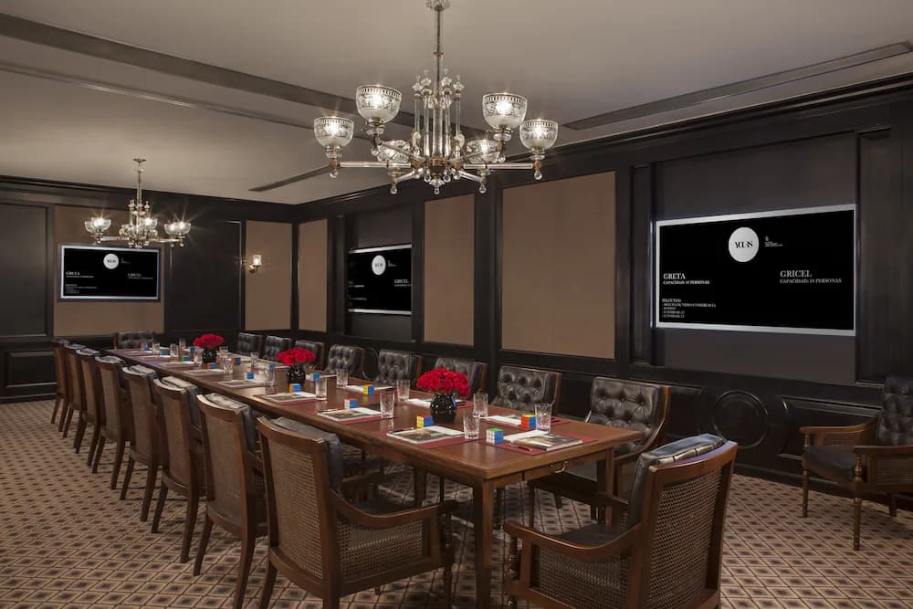 Meeting facility