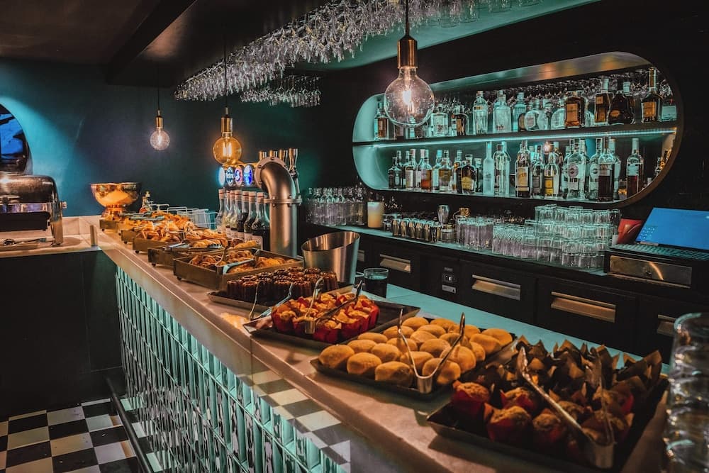 Breakfast buffet