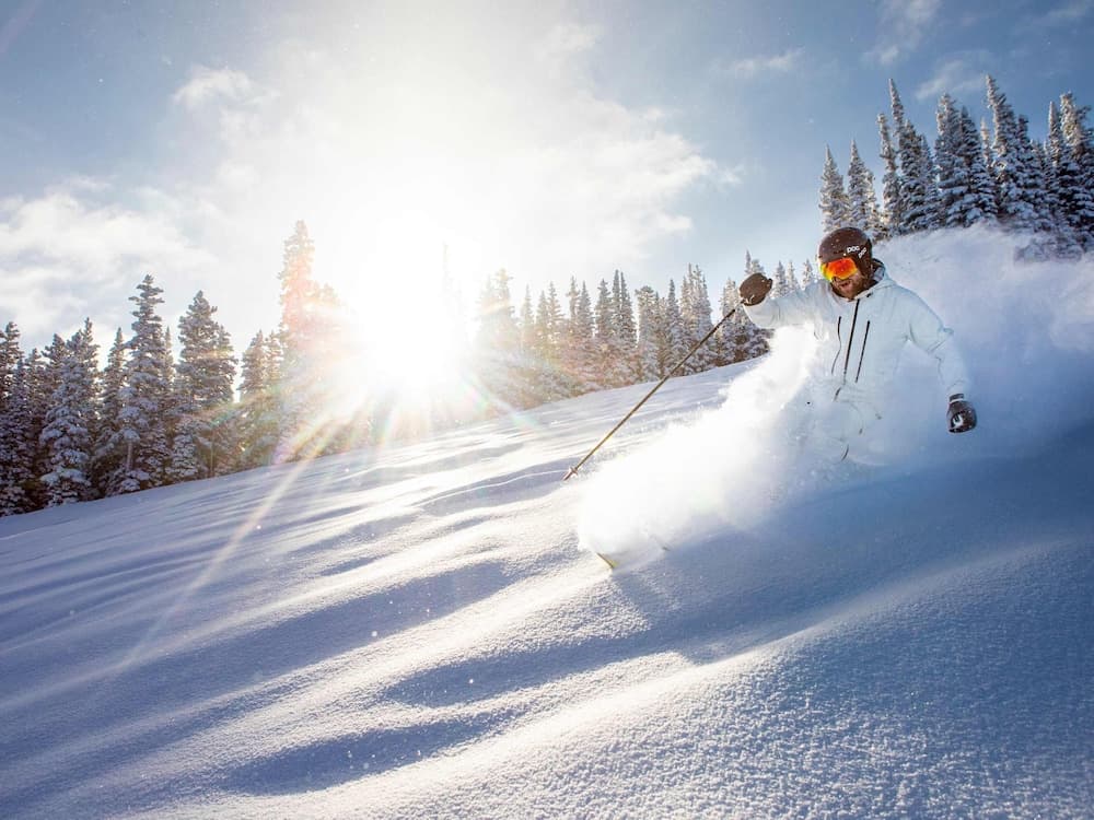 Snow and ski sports