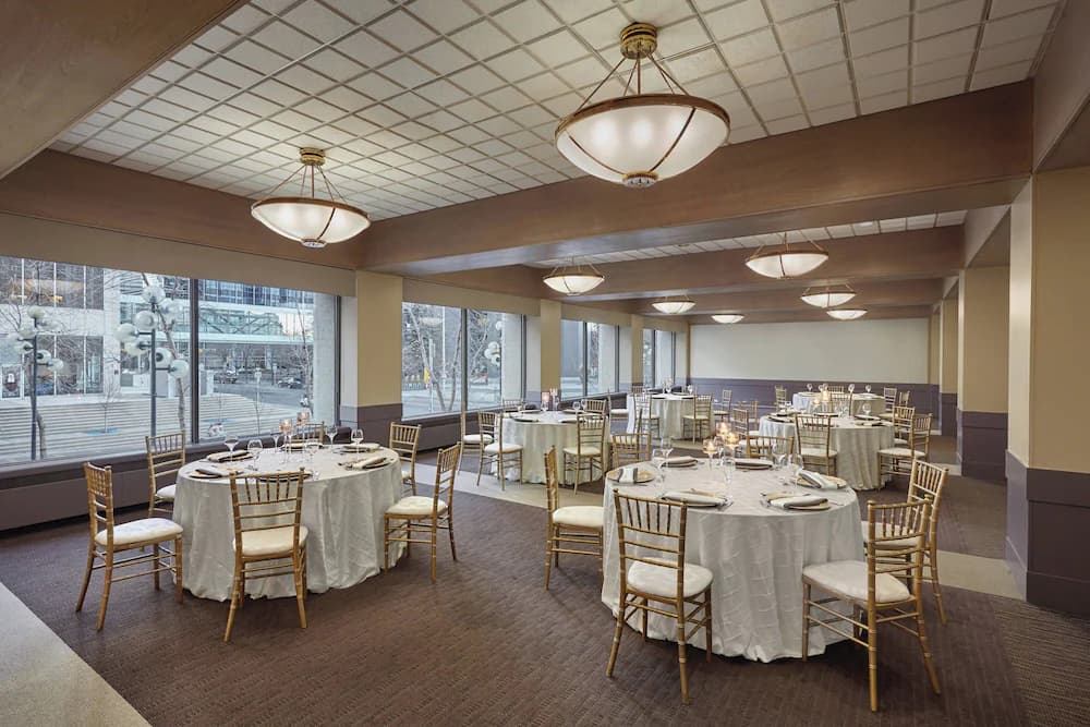Meeting facility