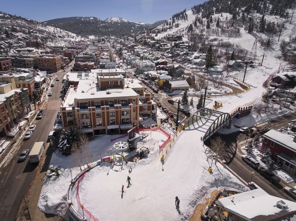 Snow and ski sports