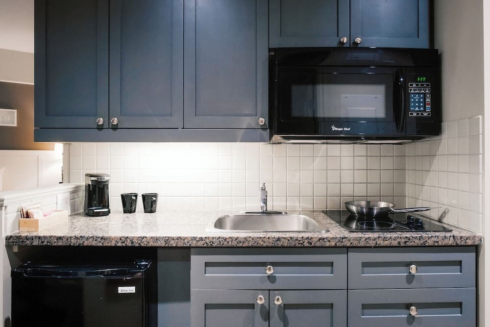 Private kitchenette