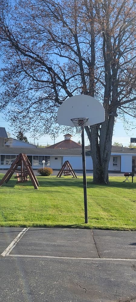 Children's play area - outdoor