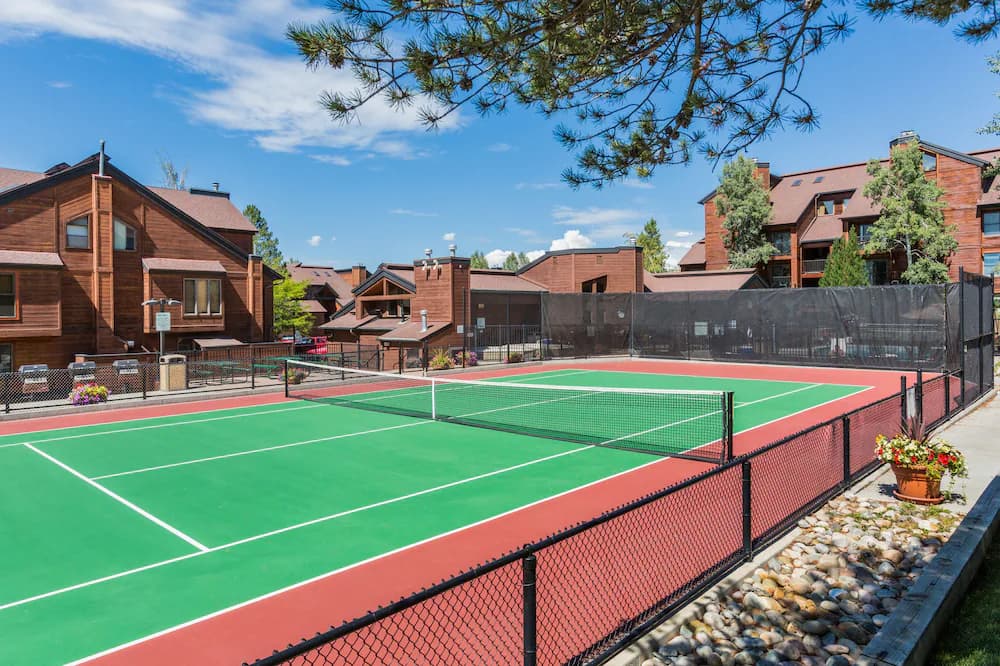Tennis court