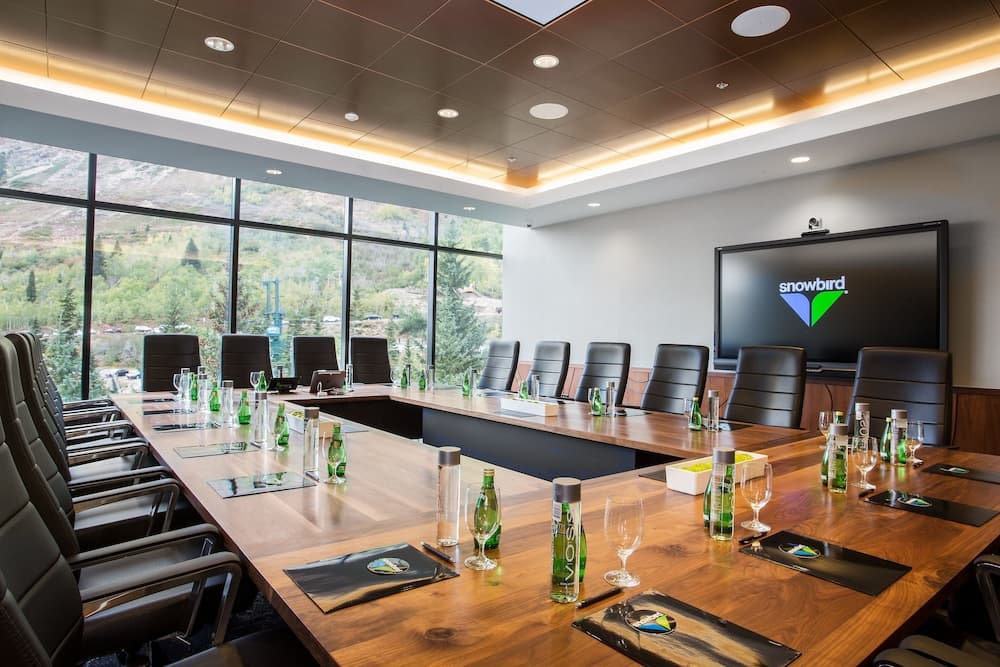 Meeting facility