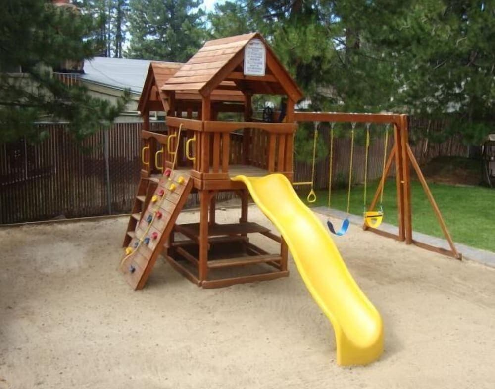 Children's play area - outdoor