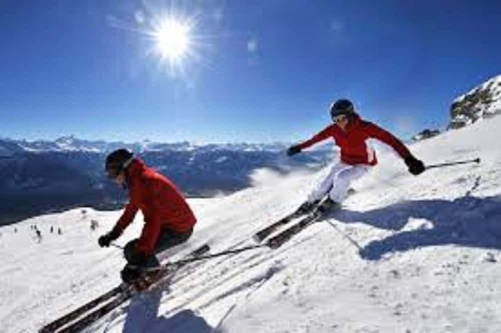 Skiing