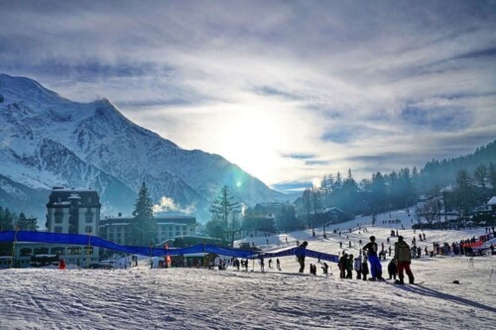 Snow and ski sports