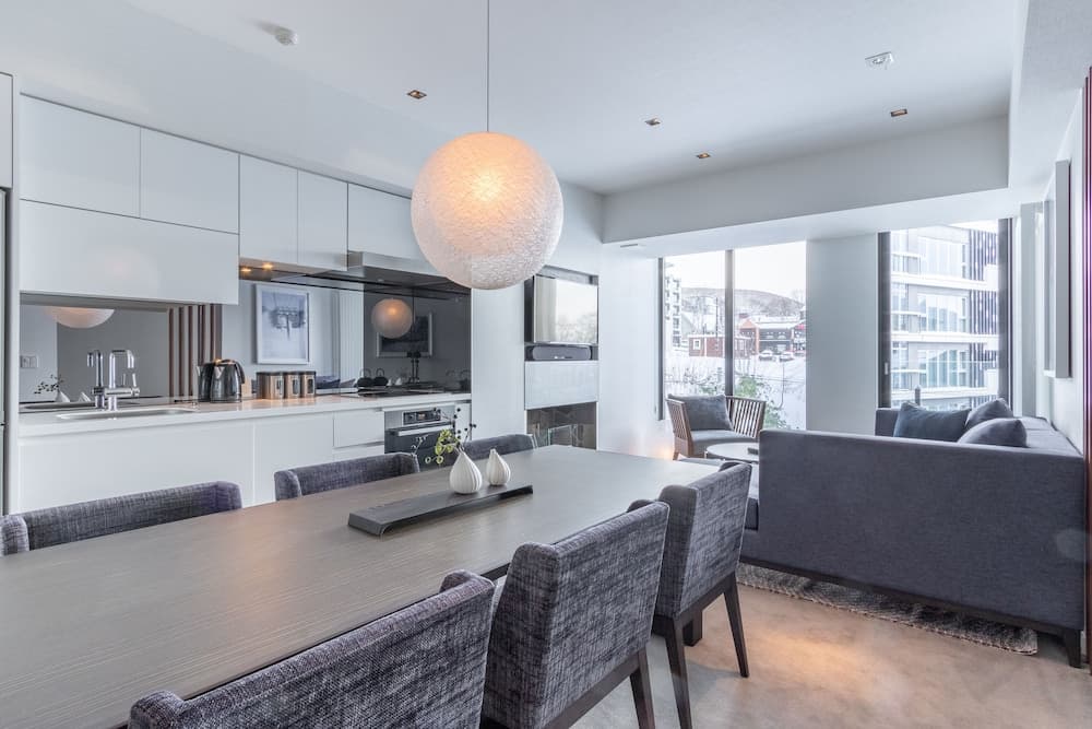 In-room dining