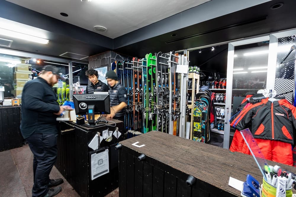Snow and ski sports
