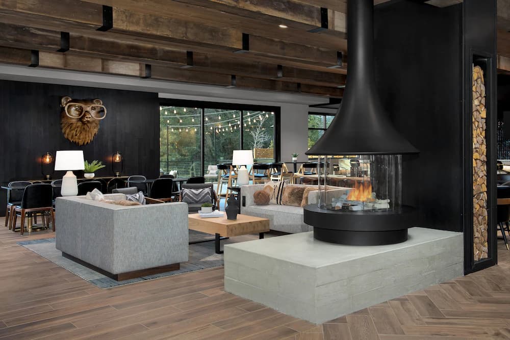 Lobby sitting area