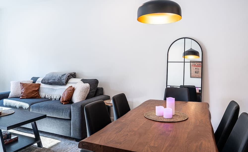In-room dining