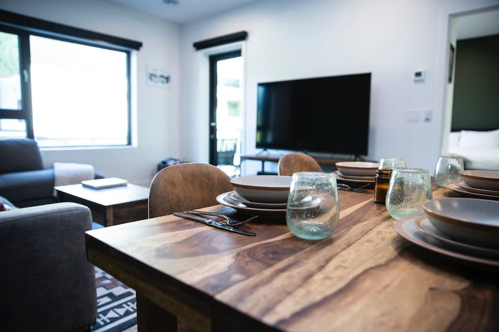 In-room dining