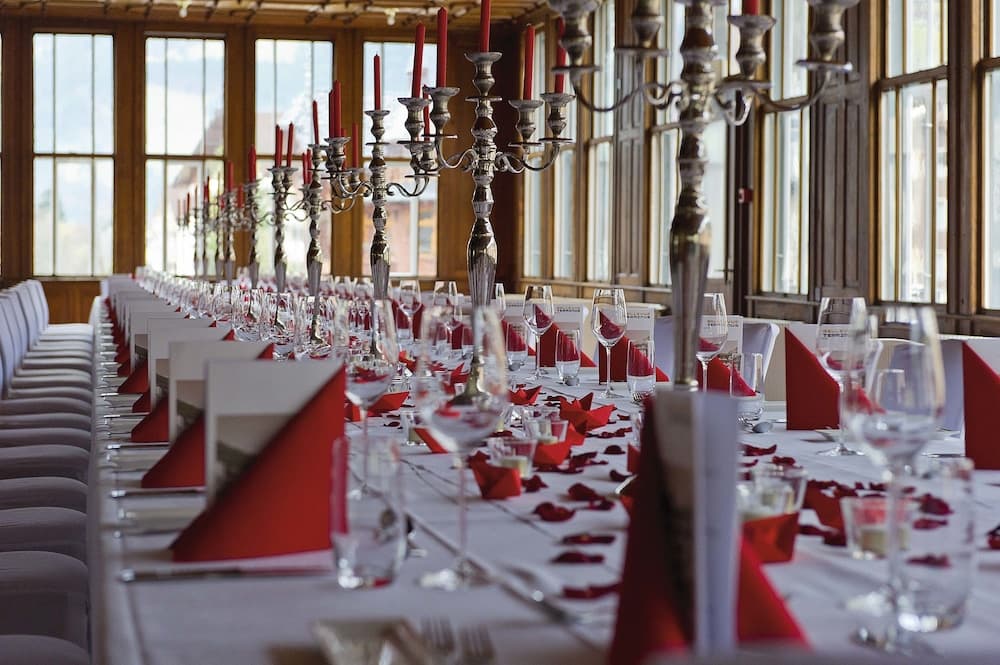 Banquet hall