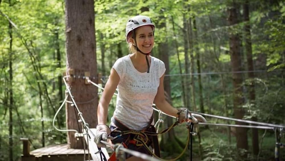 Ropes course (team building)