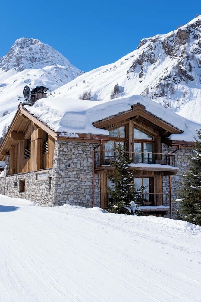 Ski hill