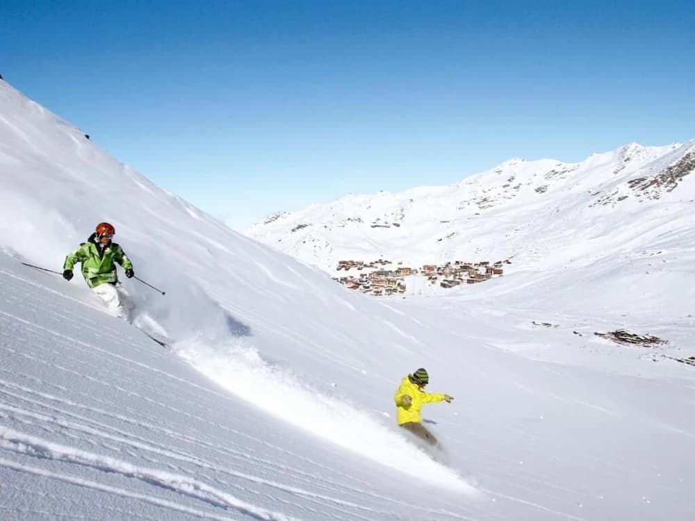 Snow and ski sports