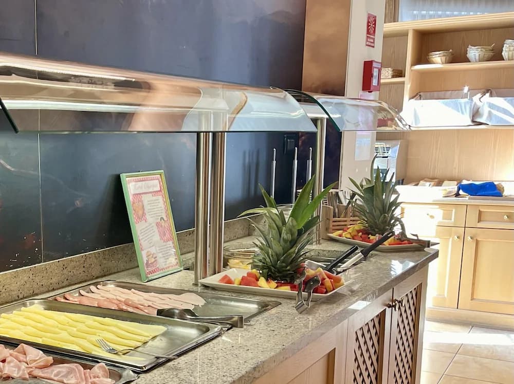 Breakfast buffet