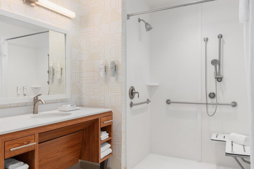 Bathroom shower