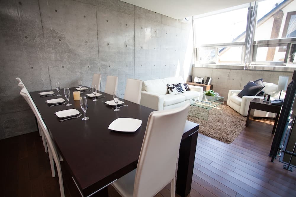 In-room dining