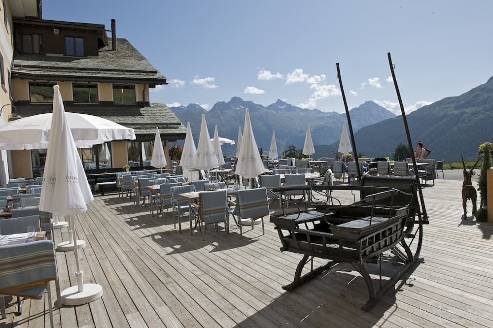 Sundeck