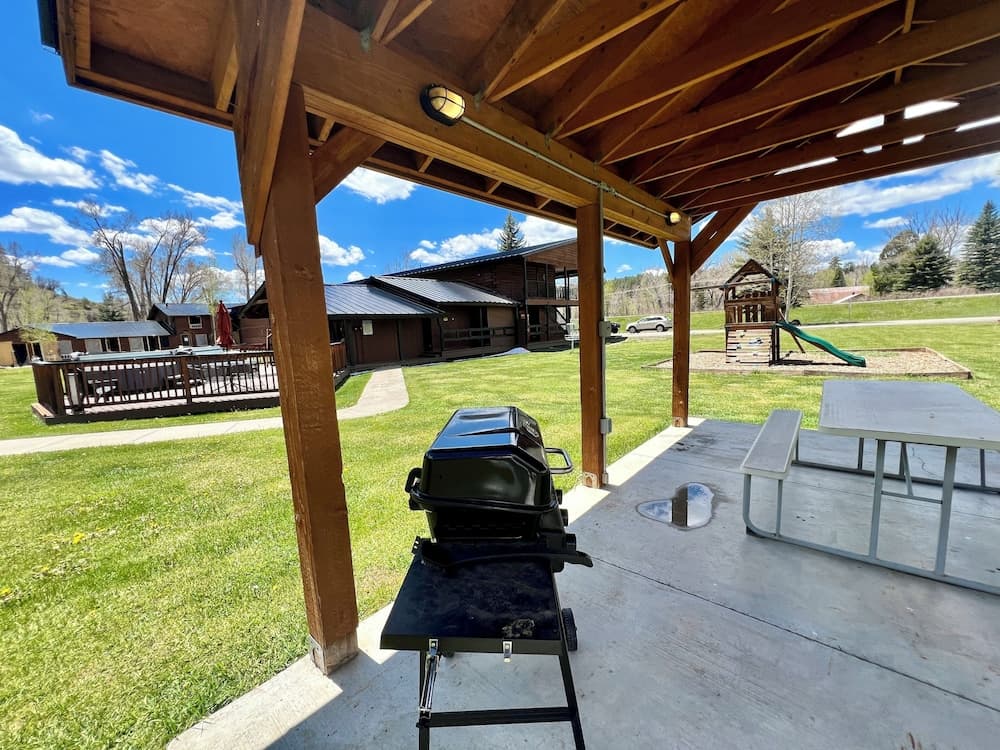 BBQ/picnic area