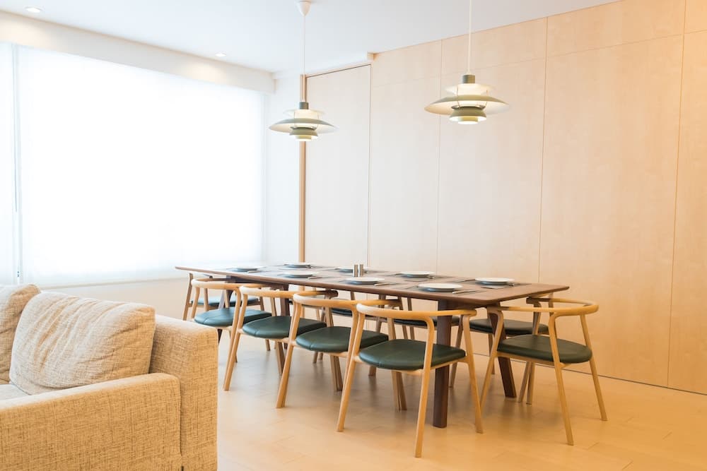 In-room dining