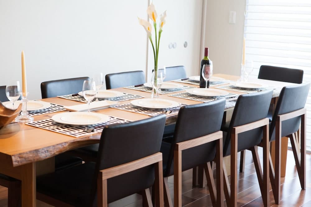 In-room dining