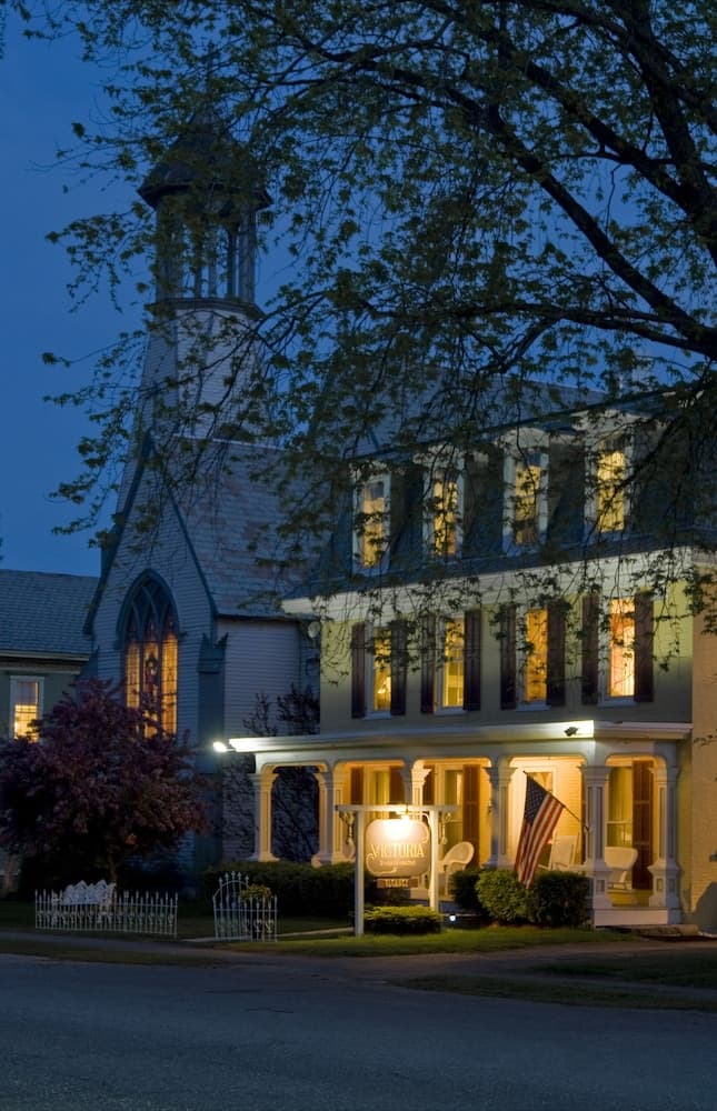 Front of property - evening/night