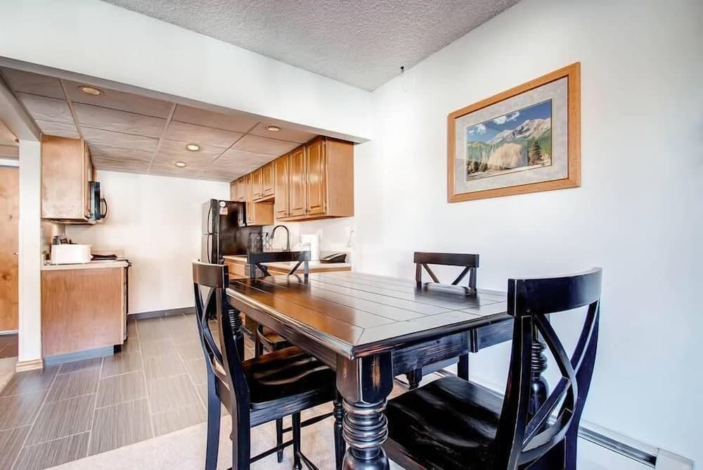In-room dining