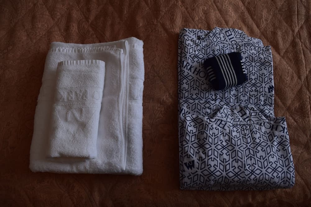 Room amenity