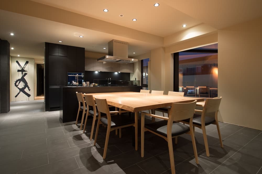 In-room dining