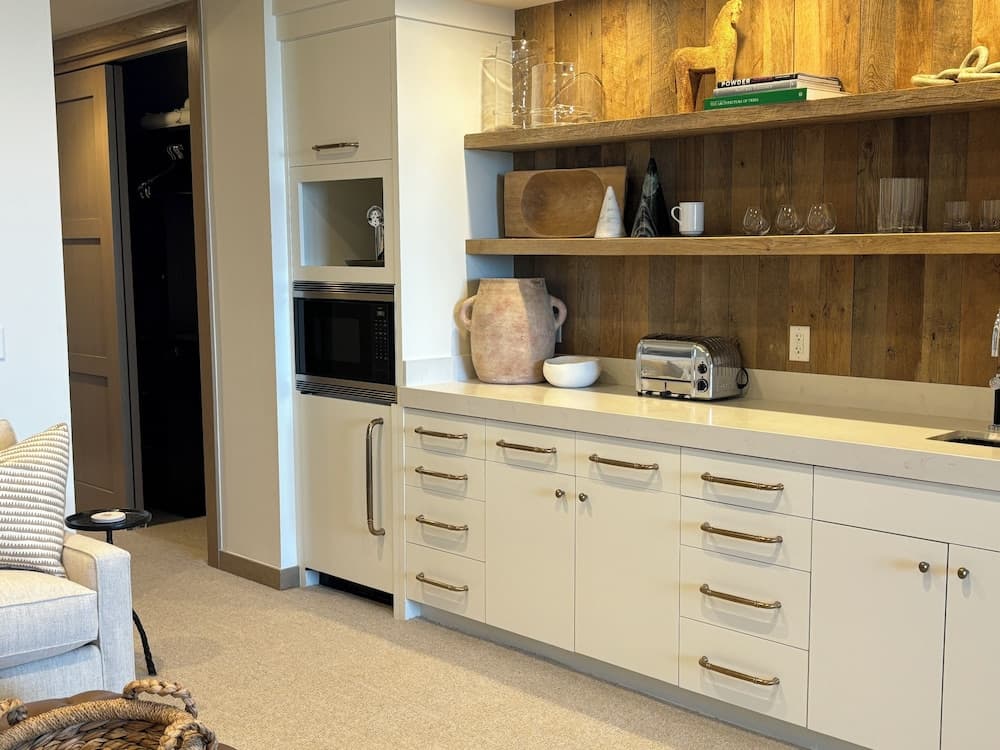 Private kitchenette
