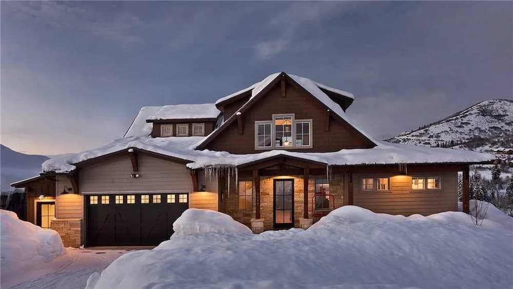 Front of property - evening/night