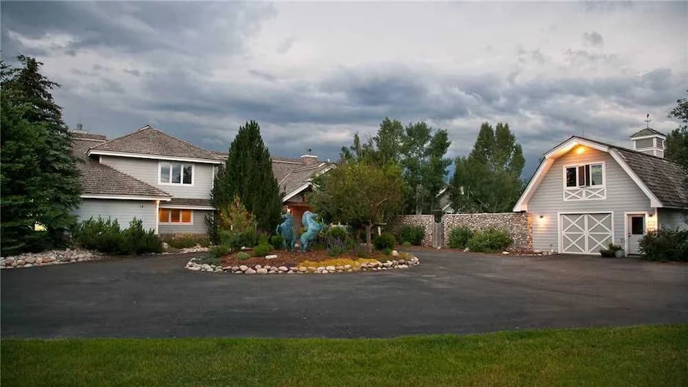 Front of property