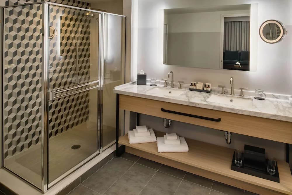 Bathroom shower