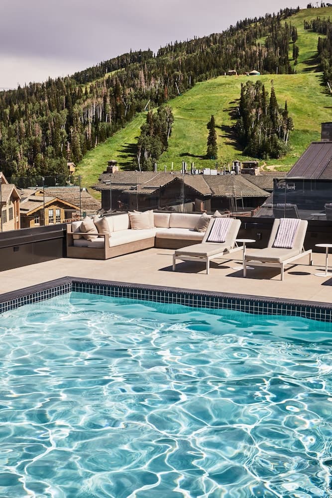 Rooftop pool
