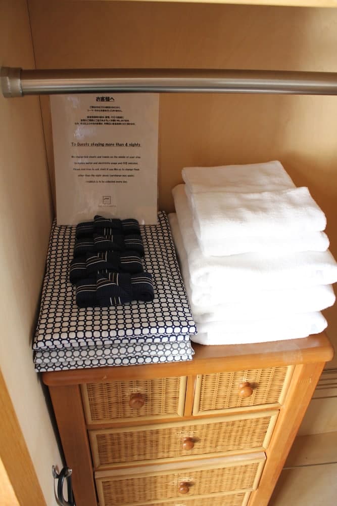 Room amenity