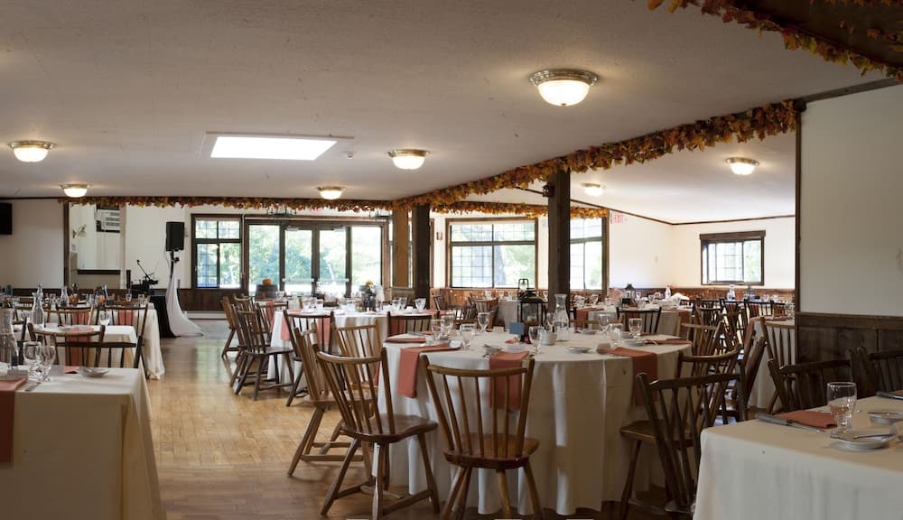 Banquet hall