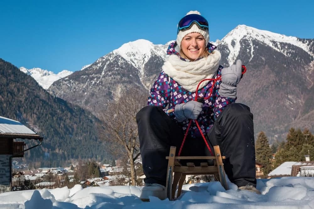 Snow and ski sports