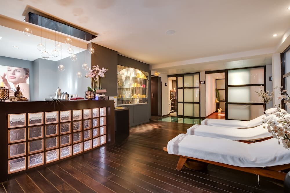 Spa reception